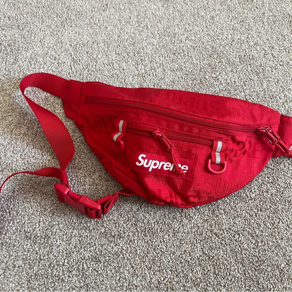 Supreme waist bag